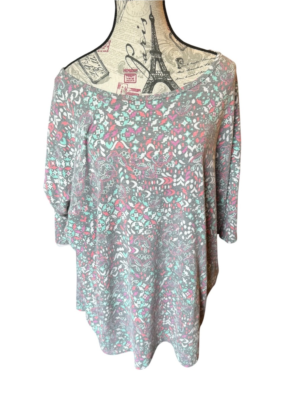 LuLaRoe Gray Scoop Neck Tunic with Pink & Mint Floral Print